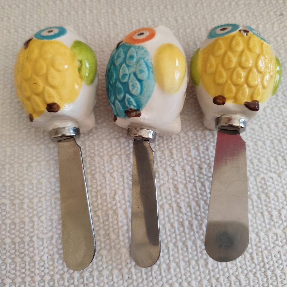 4/$20💥Vintage 3pc Butter-Cheese Knives Ornament